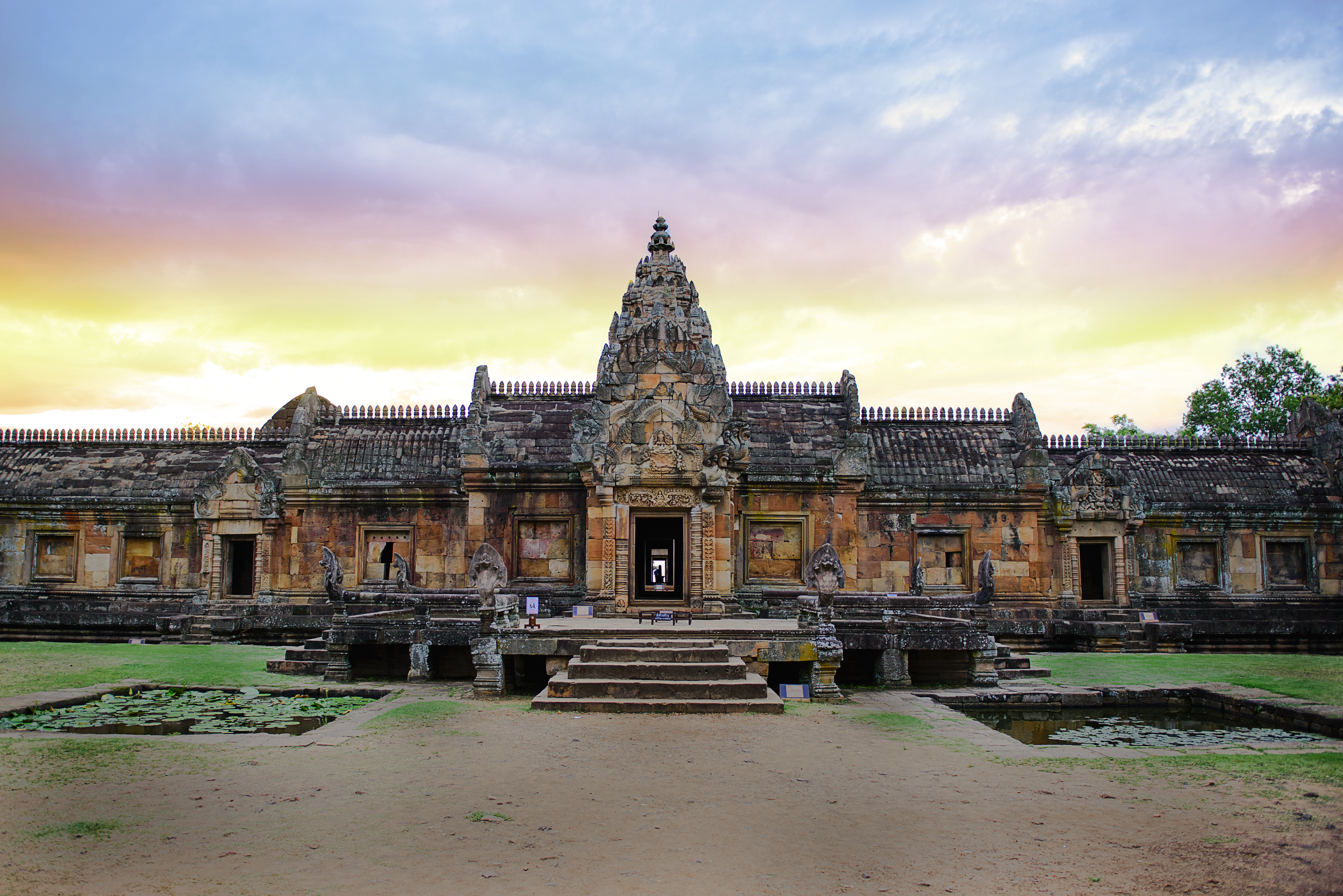 Prasat & Ancient Sanctuaries