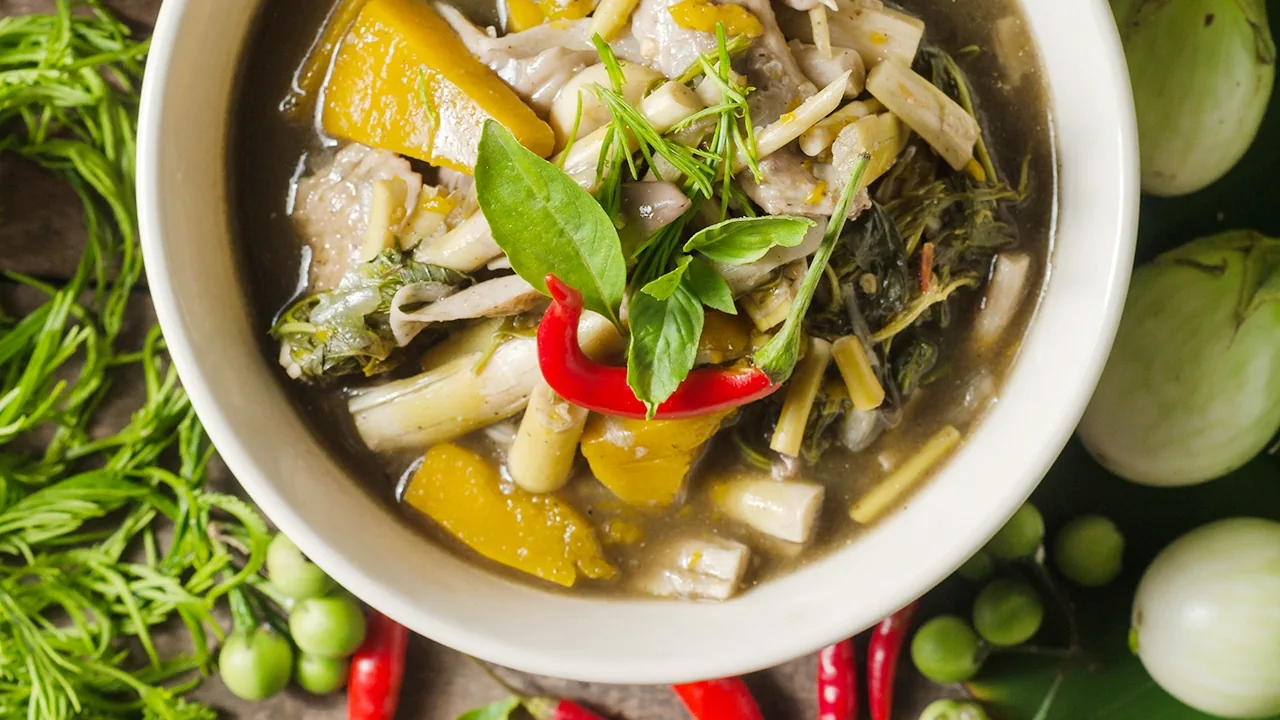 Gaeng Plerng, Isan yanang curry with bamboo and pumpkin