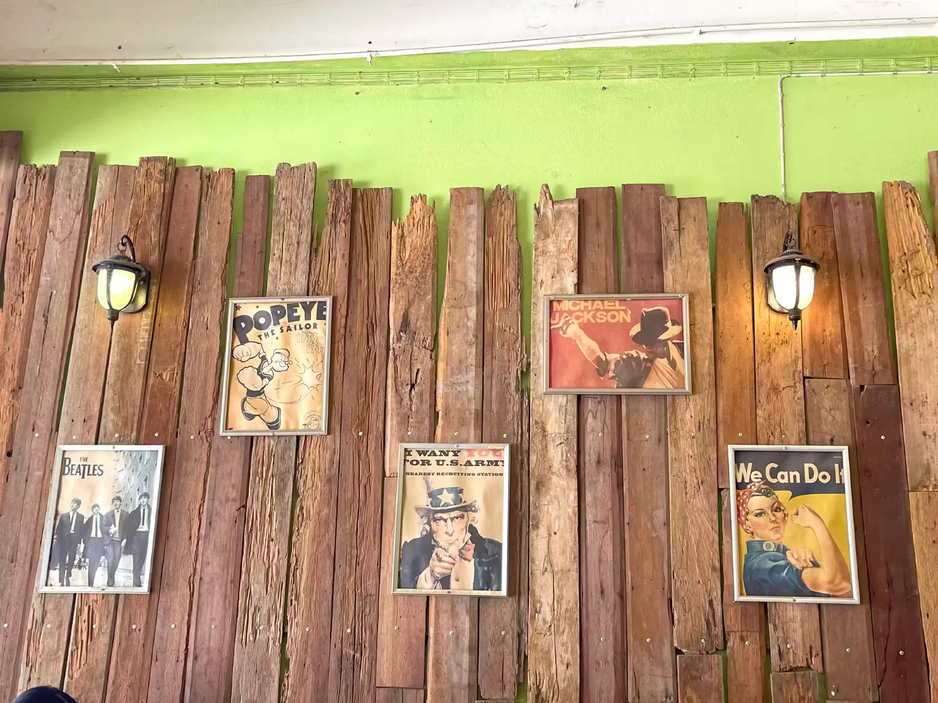 Mr. Popeye Cafe