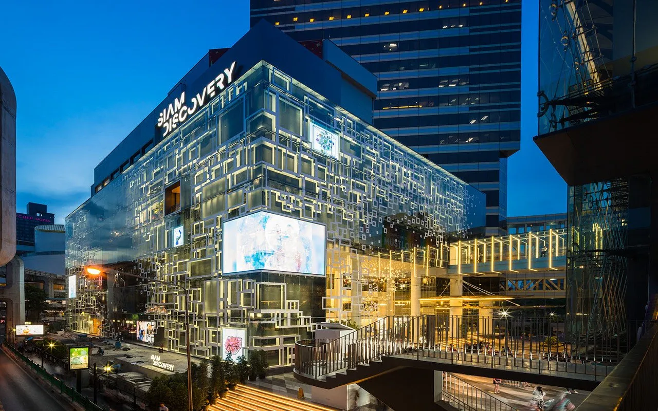 Siam Discovery creative lifestyle mall in Bangkok